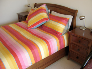 Queen bed in bedroom 2